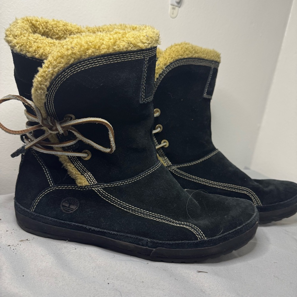 Timberland Black and Tan Genuine Leather  Suede Boots